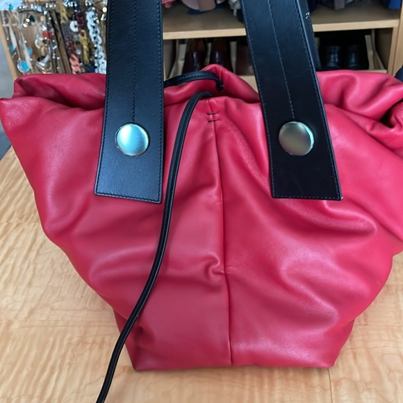 Proenza scol - Picture 3 of 7